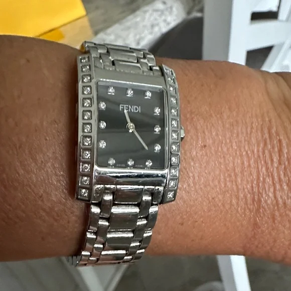 Fendi Silver Bracelet Watch with Dark Dial - Picture 14 of 14